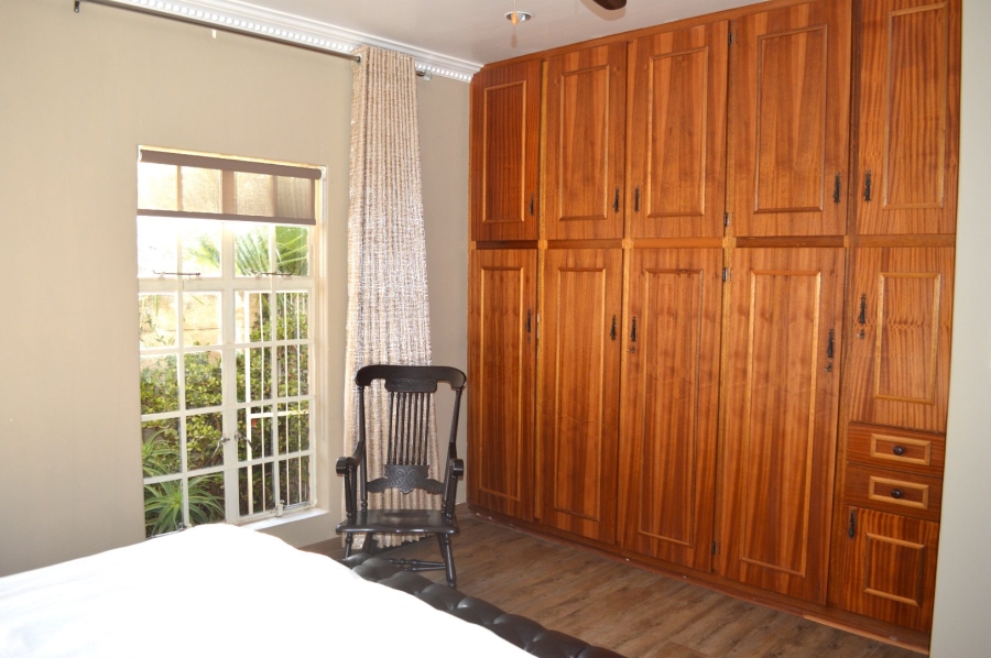 4 Bedroom Property for Sale in Flamwood North West